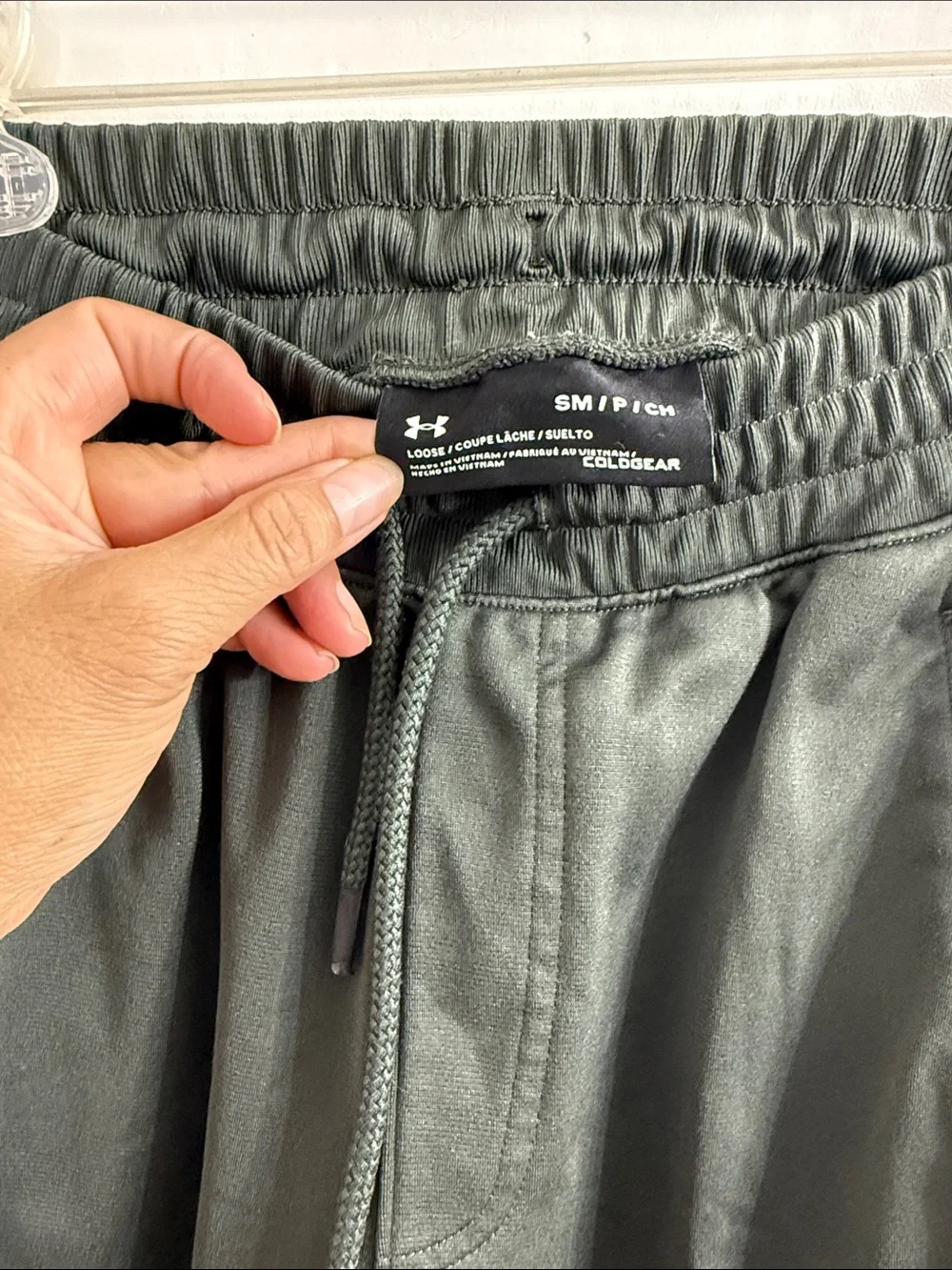 Under Armour Men's Olive Green Joggers with Drawstring Waist